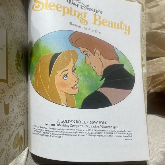 Brand New Vintage A Little Golden Book Disney Sleeping Beauty - Picture 3 of 10